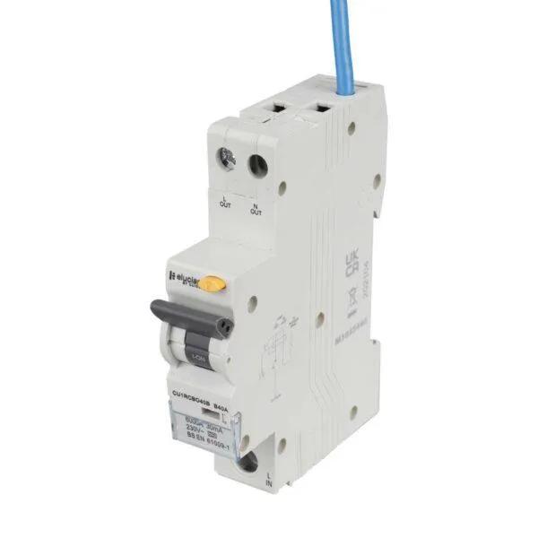 CU1RCBO40B Scolmore Click Elucian 40A Single Pole 1 Module B Curve 6kA 30mA Type A RCBO